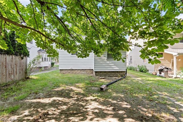 626 E Wilbeth Road, Akron, OH 44306