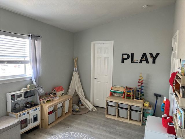 15688 E Mexico Avenue, Aurora, CO 80017