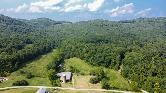 2892 Quicks Run Road, Vanceburg, KY 41179