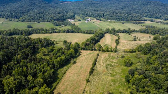 2892 Quicks Run Road, Vanceburg, KY 41179