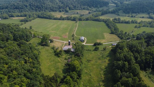 2892 Quicks Run Road, Vanceburg, KY 41179