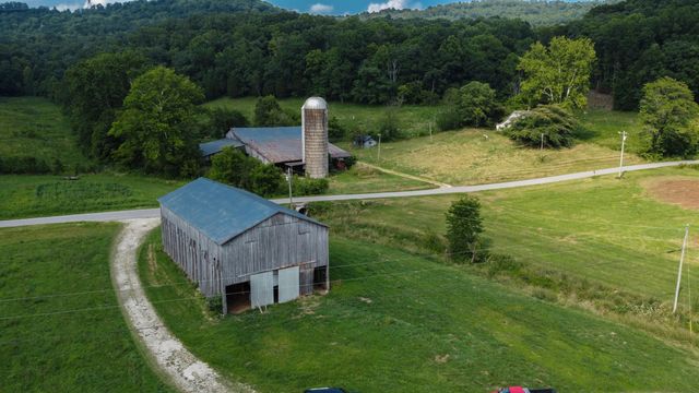 2892 Quicks Run Road, Vanceburg, KY 41179