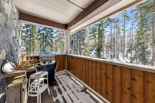 7770 Tamarack Pines Rd, Twin Bridges, CA 95735