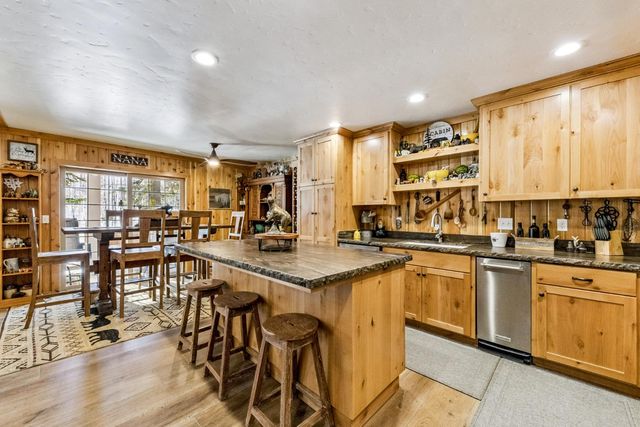 7770 Tamarack Pines Rd, Twin Bridges, CA 95735