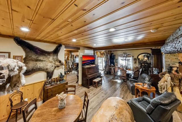 7770 Tamarack Pines Rd, Twin Bridges, CA 95735