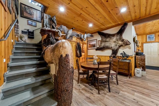 7770 Tamarack Pines Rd, Twin Bridges, CA 95735