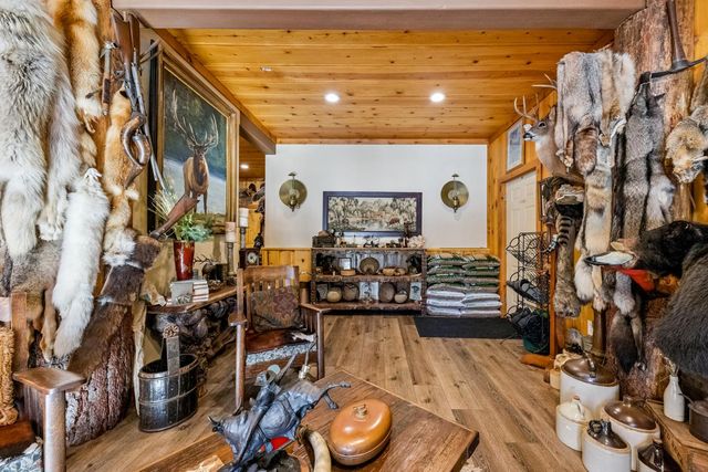 7770 Tamarack Pines Rd, Twin Bridges, CA 95735