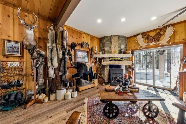 7770 Tamarack Pines Rd, Twin Bridges, CA 95735