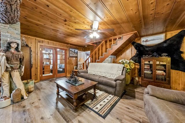 7770 Tamarack Pines Rd, Twin Bridges, CA 95735