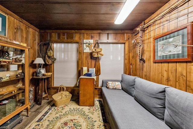 7770 Tamarack Pines Rd, Twin Bridges, CA 95735