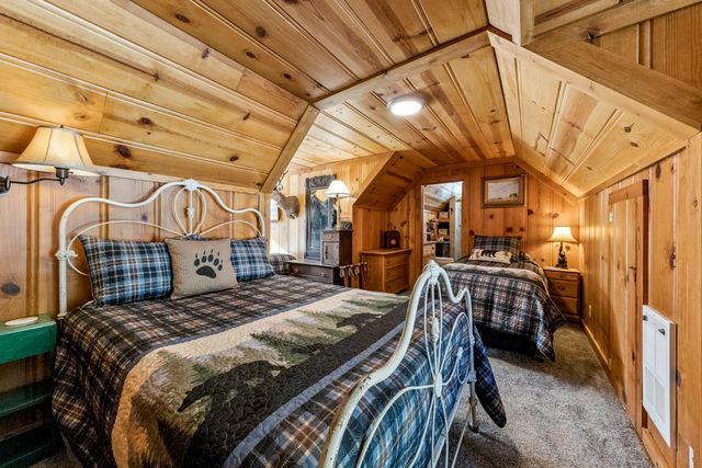 7770 Tamarack Pines Rd, Twin Bridges, CA 95735