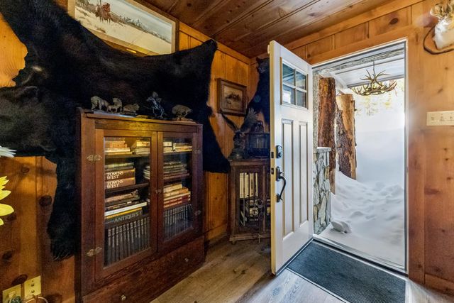 7770 Tamarack Pines Rd, Twin Bridges, CA 95735