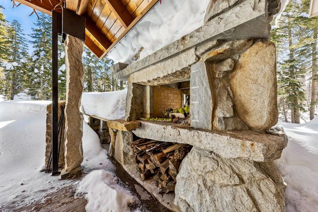 7770 Tamarack Pines Rd, Twin Bridges, CA 95735