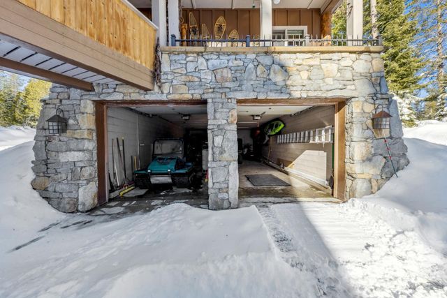 7770 Tamarack Pines Rd, Twin Bridges, CA 95735