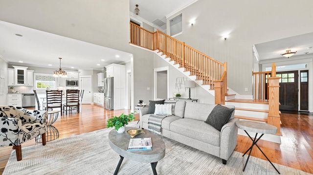 1227 Saddlebrook Drive, Chattanooga, TN 37405