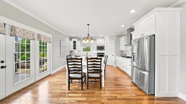 1227 Saddlebrook Drive, Chattanooga, TN 37405