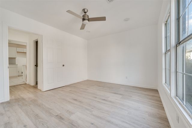 1559 E Ohio Avenue, Dallas, TX 75216