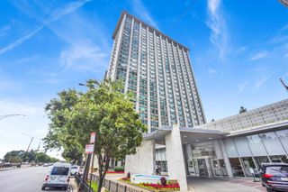 3600 N Lake Shore Drive 608, Chicago, IL 60613