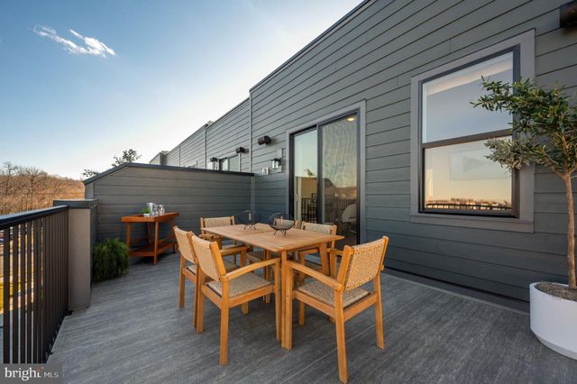 4922 CHURCHILL MEWS, Alexandria, VA 22304
