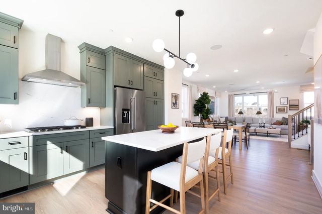 4922 CHURCHILL MEWS, Alexandria, VA 22304