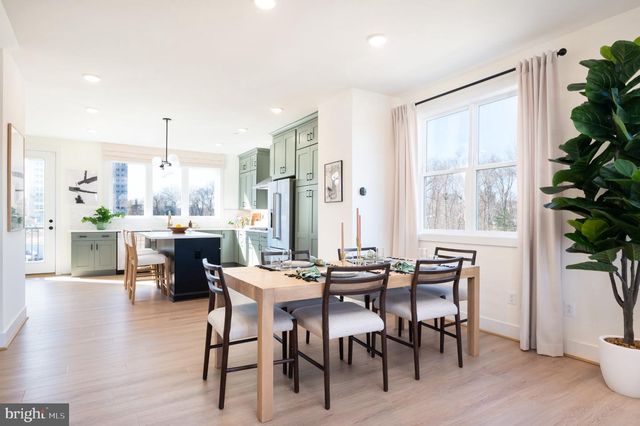 4922 CHURCHILL MEWS, Alexandria, VA 22304