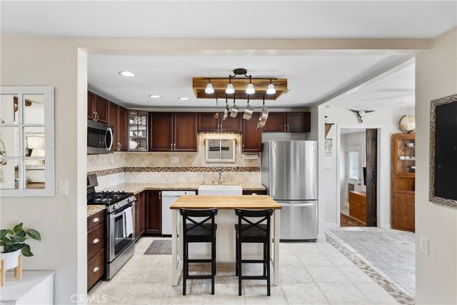 41097 Crest, Hemet, CA 92544