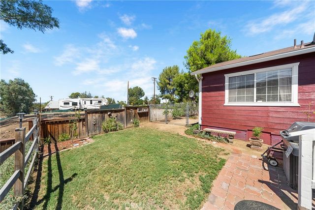 41097 Crest, Hemet, CA 92544