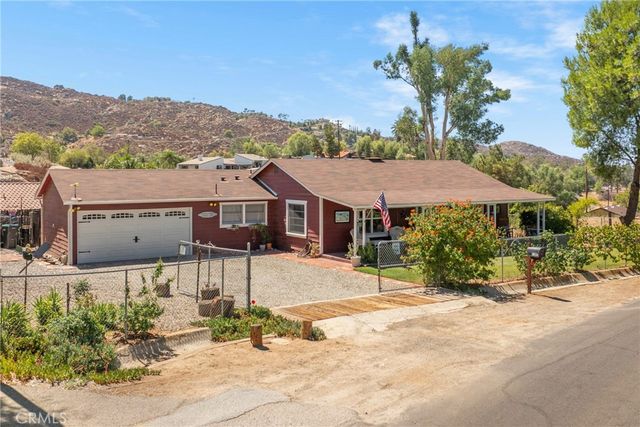 41097 Crest, Hemet, CA 92544