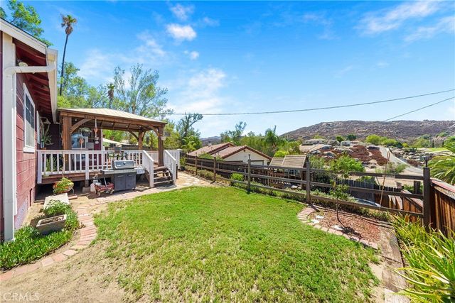 41097 Crest, Hemet, CA 92544