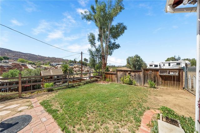 41097 Crest, Hemet, CA 92544