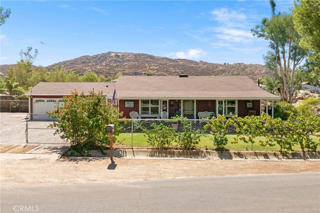 41097 Crest, Hemet, CA 92544