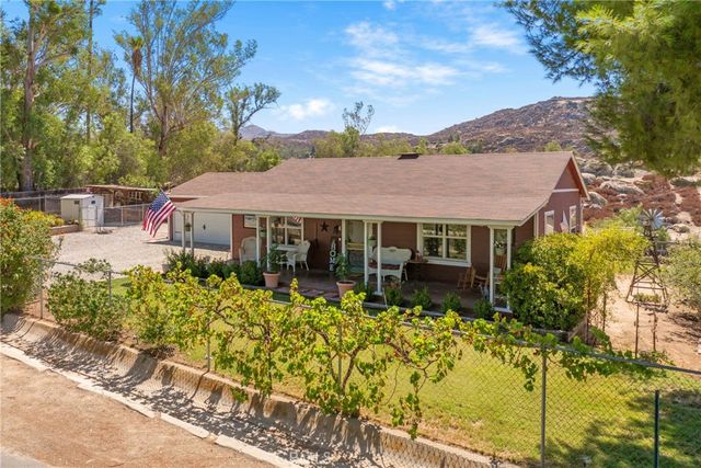 41097 Crest, Hemet, CA 92544