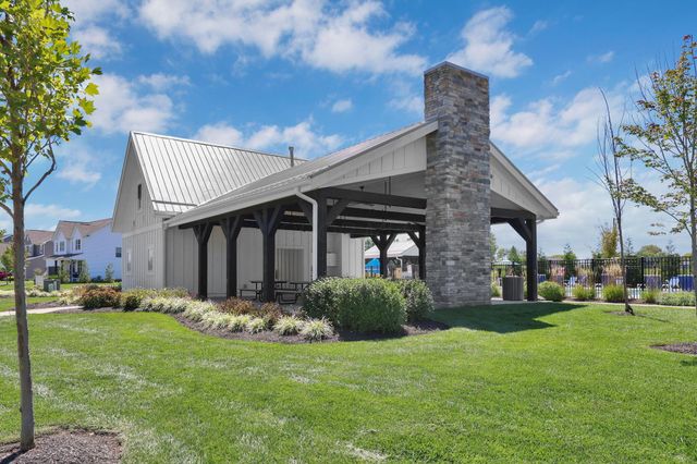 378 Cherry Hills Road, Commercial Point, OH 43116