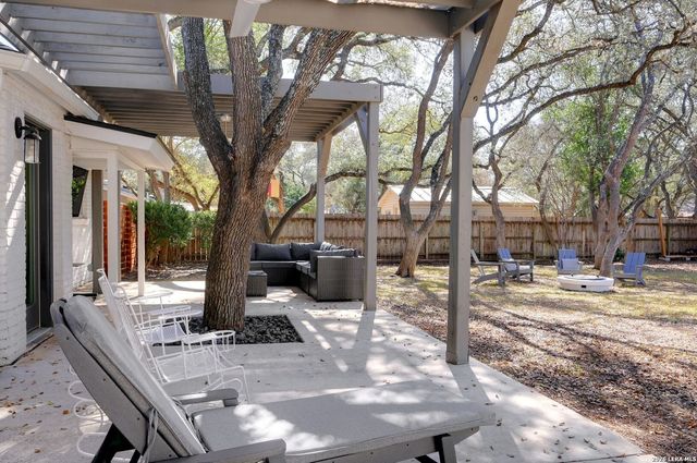 131 William Classen, San Antonio, TX 78232