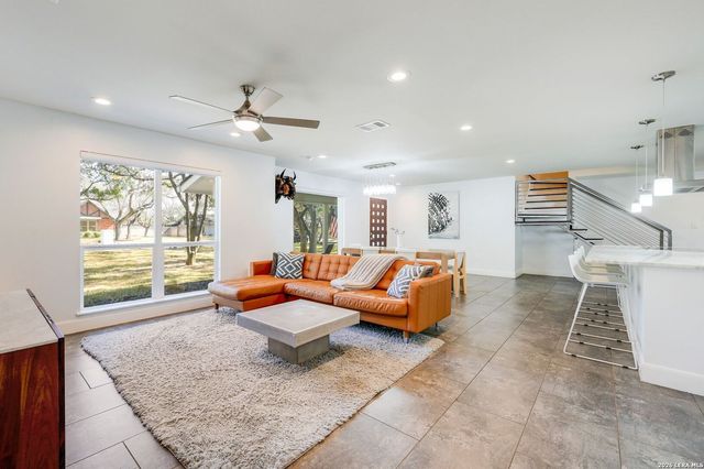 131 William Classen, San Antonio, TX 78232
