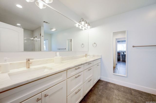 131 William Classen, San Antonio, TX 78232
