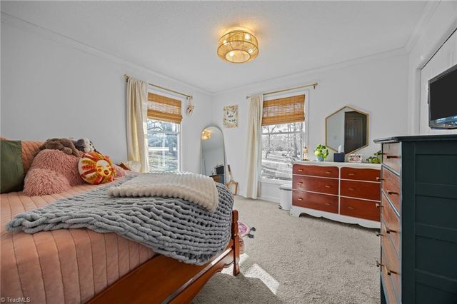 2201 Hunters Ridge Drive, Pleasant Garden, NC 27313