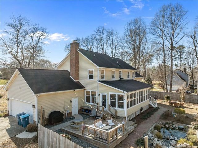 2201 Hunters Ridge Drive, Pleasant Garden, NC 27313