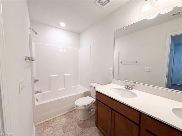 1957 Glenburn Drive, Winston-salem, NC 27127