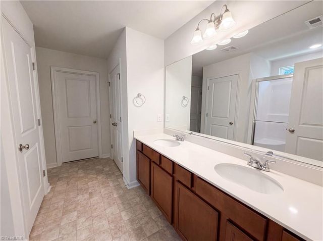 1957 Glenburn Drive, Winston-salem, NC 27127