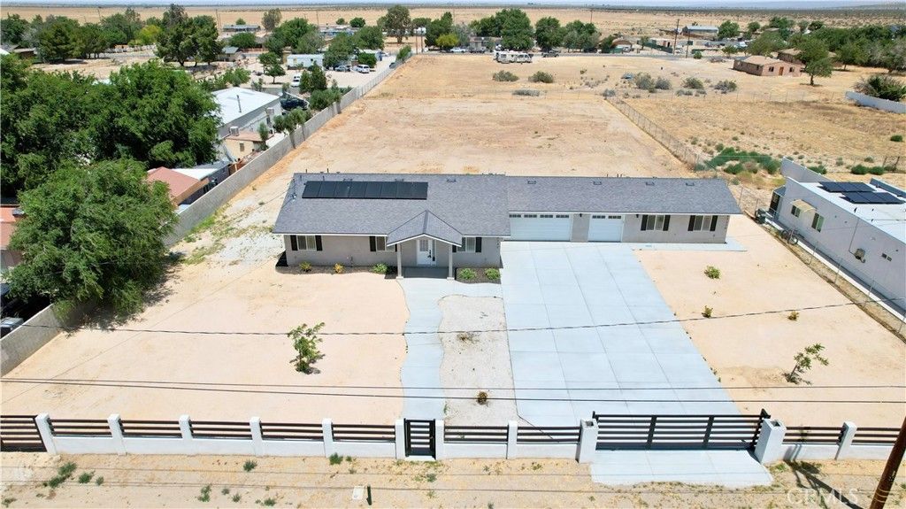 Image 2 of property listing at 9737 East Avenue Q-4, Littlerock, CA 93543