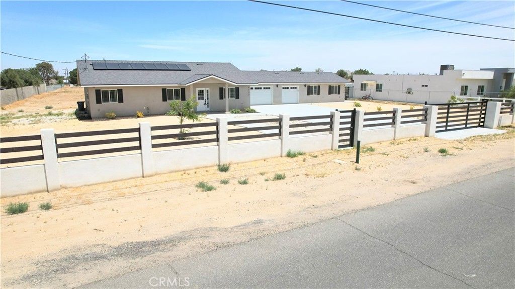 Image 4 of property listing at 9737 East Avenue Q-4, Littlerock, CA 93543