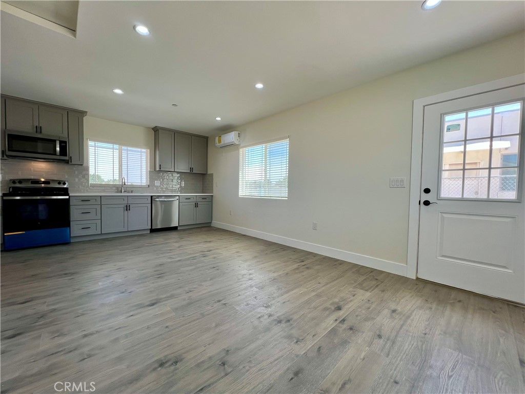 Image 56 of property listing at 9737 East Avenue Q-4, Littlerock, CA 93543