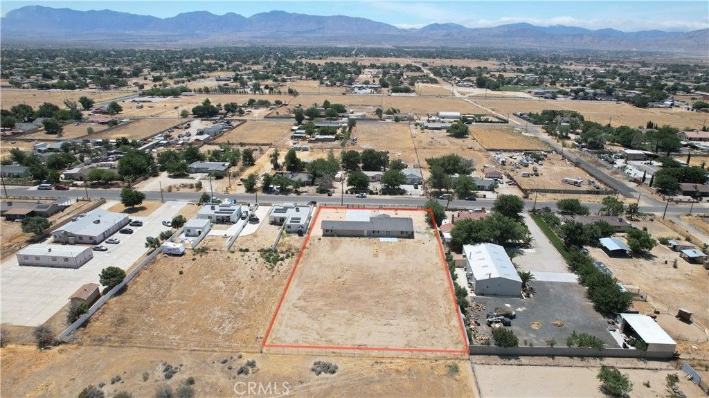 Image 7 of property listing at 9737 East Avenue Q-4, Littlerock, CA 93543
