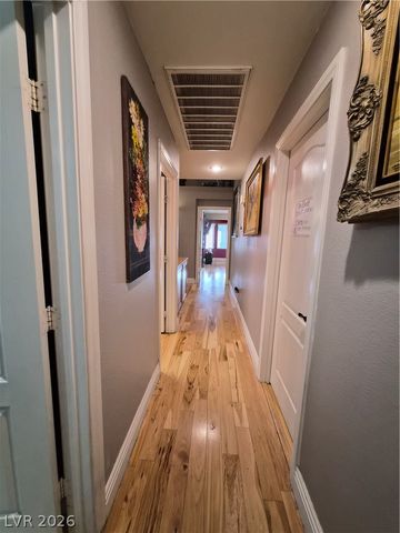 6413 Mahogany Peak Avenue, Las Vegas, NV 89110