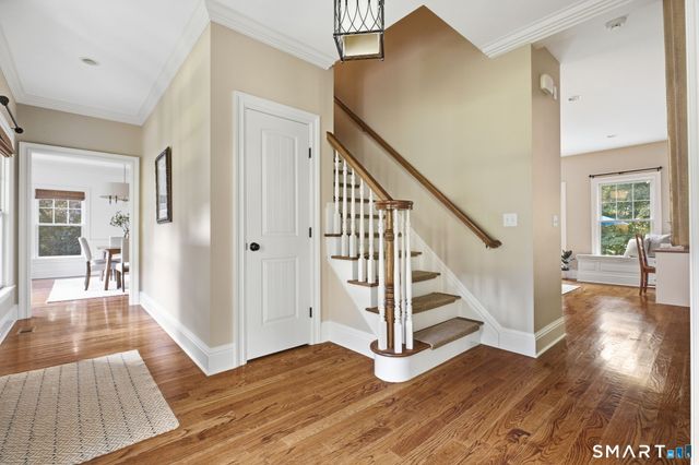 5 Ginos Way, Ridgefield, CT 06877