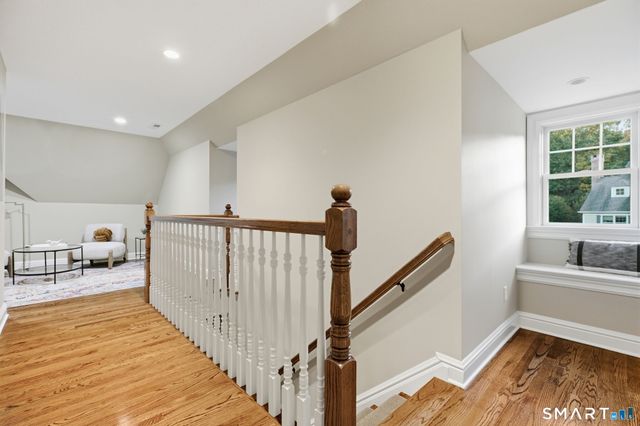 5 Ginos Way, Ridgefield, CT 06877