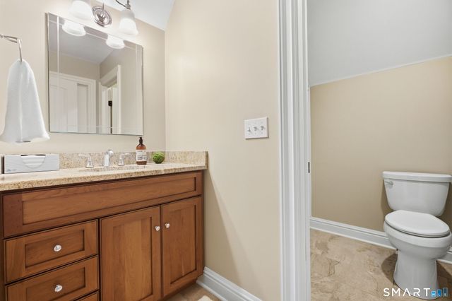 5 Ginos Way, Ridgefield, CT 06877