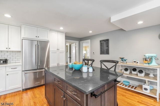 3 Oak Ridge Ave, Summit City, NJ 07901