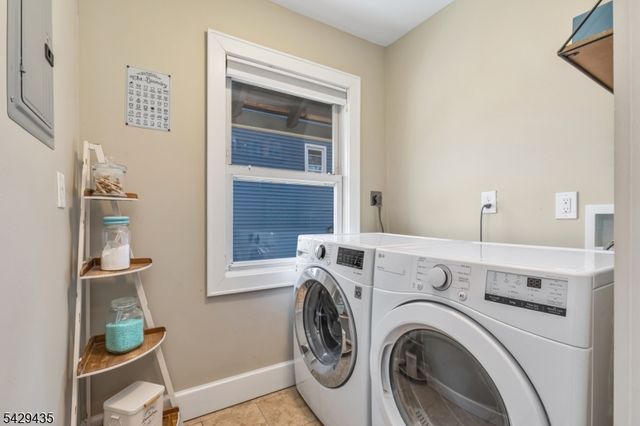 3 Oak Ridge Ave, Summit City, NJ 07901
